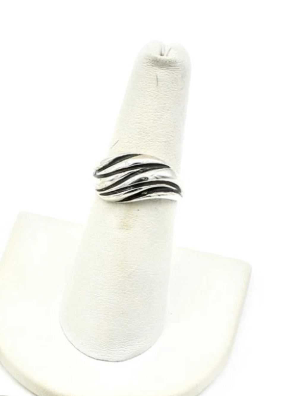 James Avery Sterling silver Wave designer ring Size 6